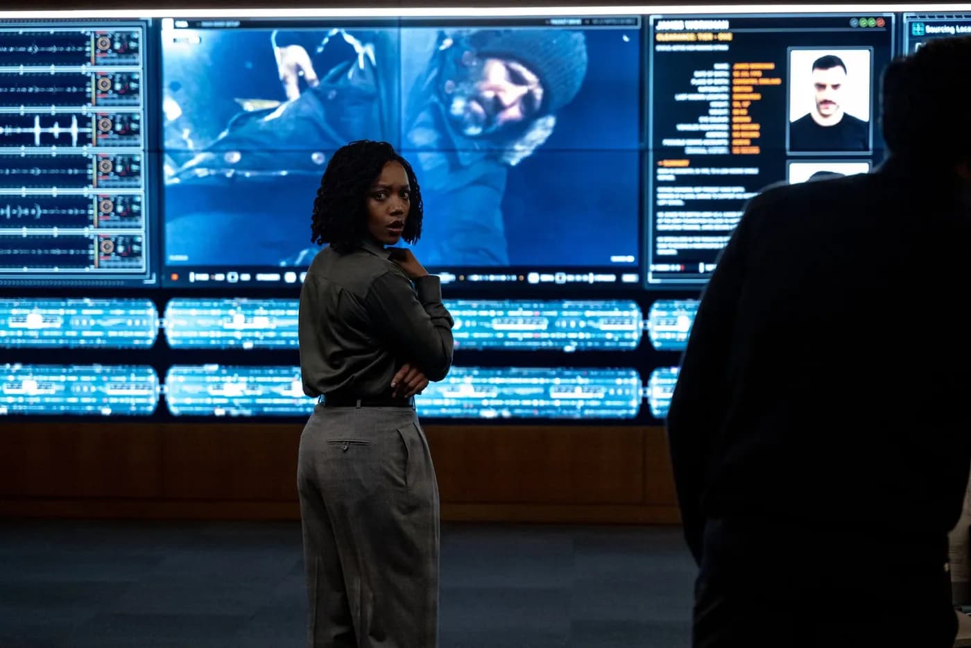 „Samotnik” Rica Romana Waugha już w kinach! Ujawniamy, gdzie realizowano zdjęcia, jak powstawała scenografia i kto ubierał Jasona Stathama