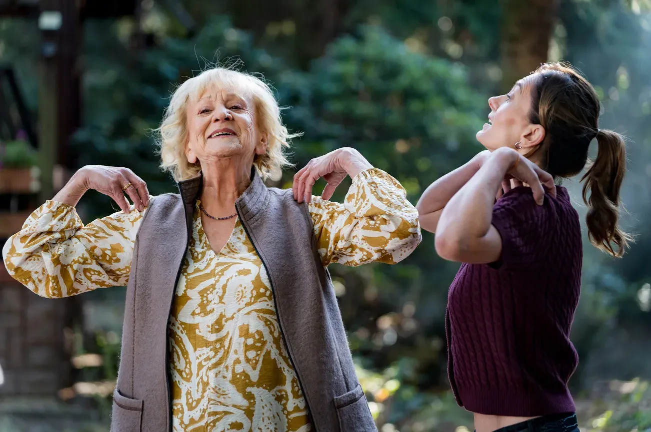 Niespodziewany ślub w rodzinie, czyli „Dalej jazda 2” w nowym zwiastunie! Film w kinach już od 6 lutego 2026 roku