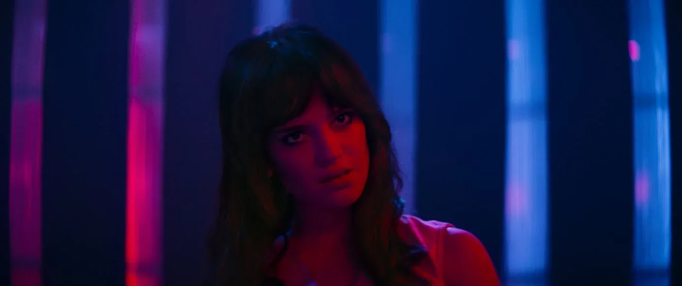 „Drive” to dopiero początek. „Jej piekło” – nowy film Nocolasa Windinga Refna to najbardziej hipnotyczny horror roku. W kinach od 24 lipca. Zobacz zwiastun